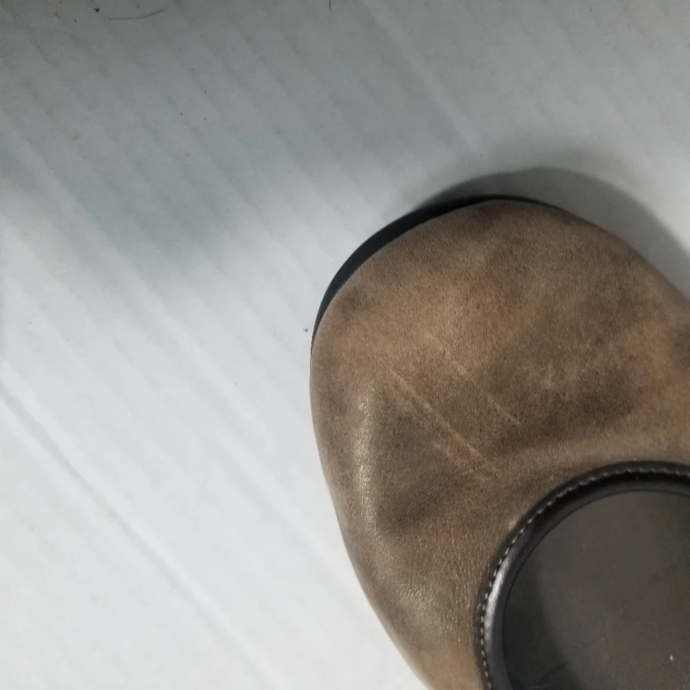 CLARKS CUSHION SOFT BROWN LEATHER UPPER FLATS SIZE 5.5
